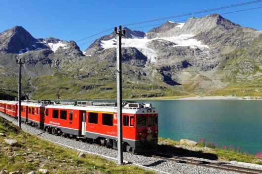 ŠVICARSKA: ŽELJEZNICOM BERNINA